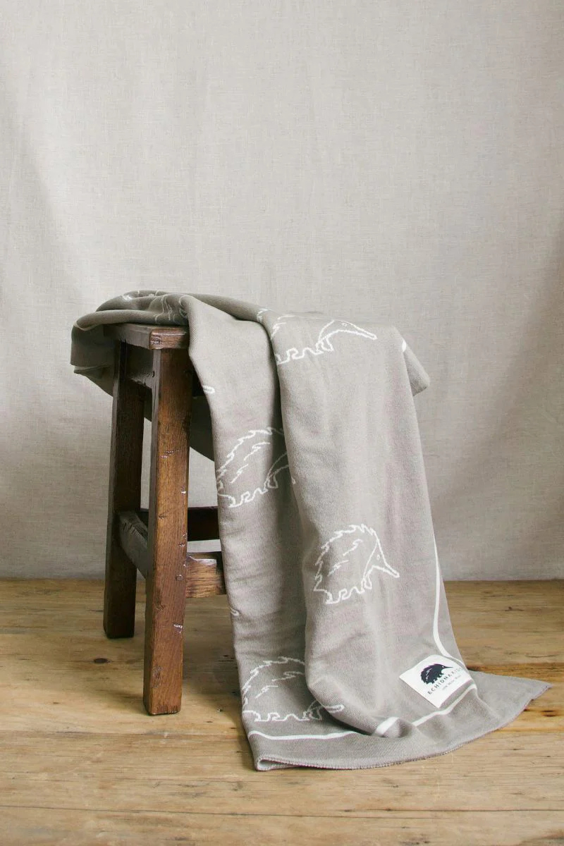 Puggle Blanket (Tan and Natural) - Image 2